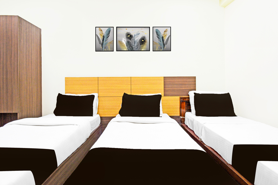 super townhouse kondapur near botanical garden formerly rrr inn