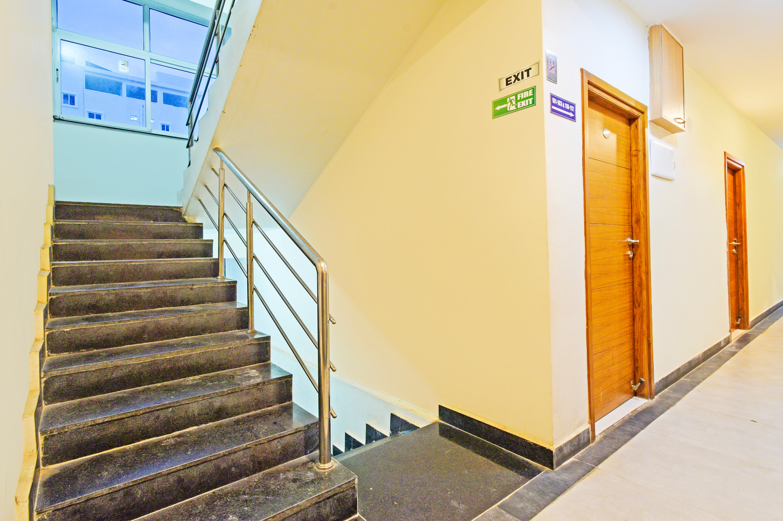 super townhouse kondapur near botanical garden formerly rrr inn