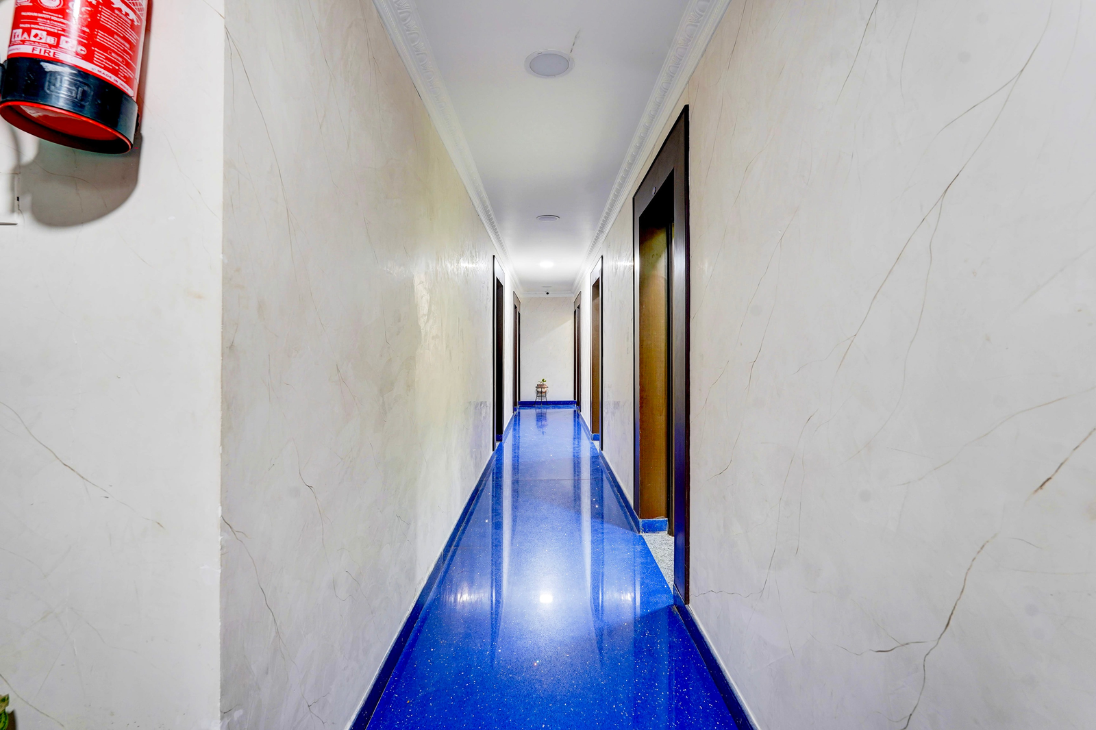 super hotel o perungalathur near bus stand