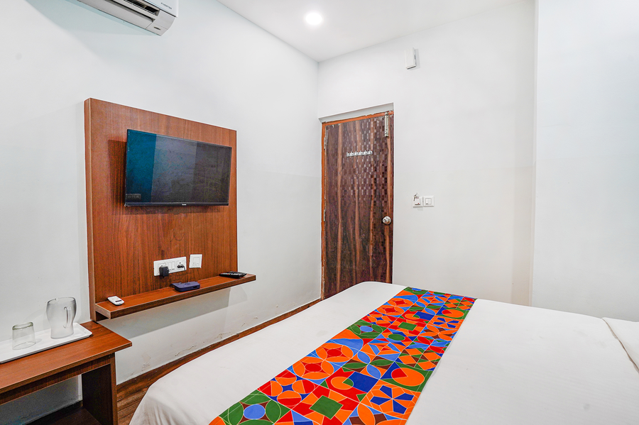 hotel rlv green palace