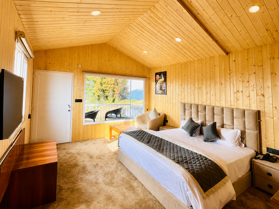 The Grand View Resort Buranskhanda Dhanaulti, 66.1 Km From City Centre>>Burans Khanda, Dhanaulti ,3 star