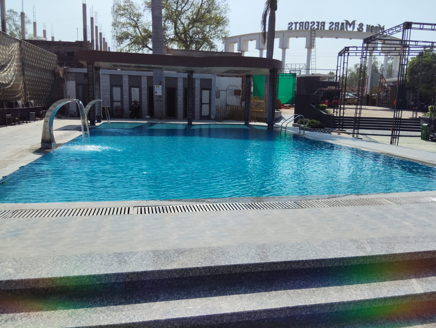 moon and mars resort