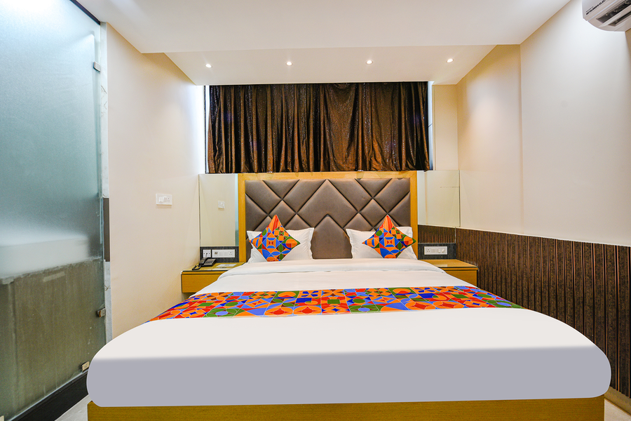 fabhotel grand palazzo paschim vihar
