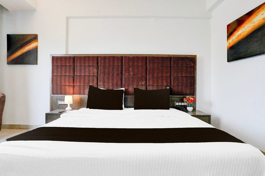 super townhouse bharuch near railway station formerly hotel kohinoor