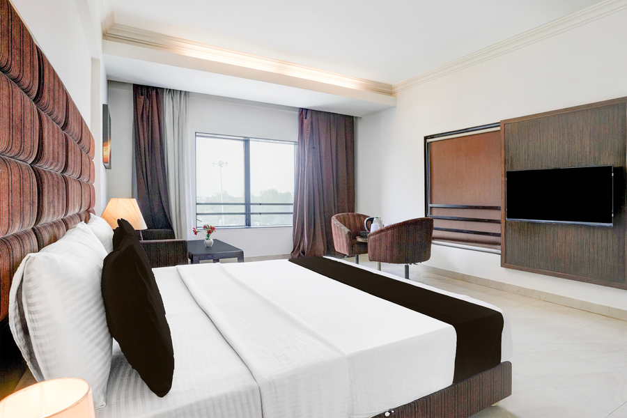 super townhouse bharuch near railway station formerly hotel kohinoor