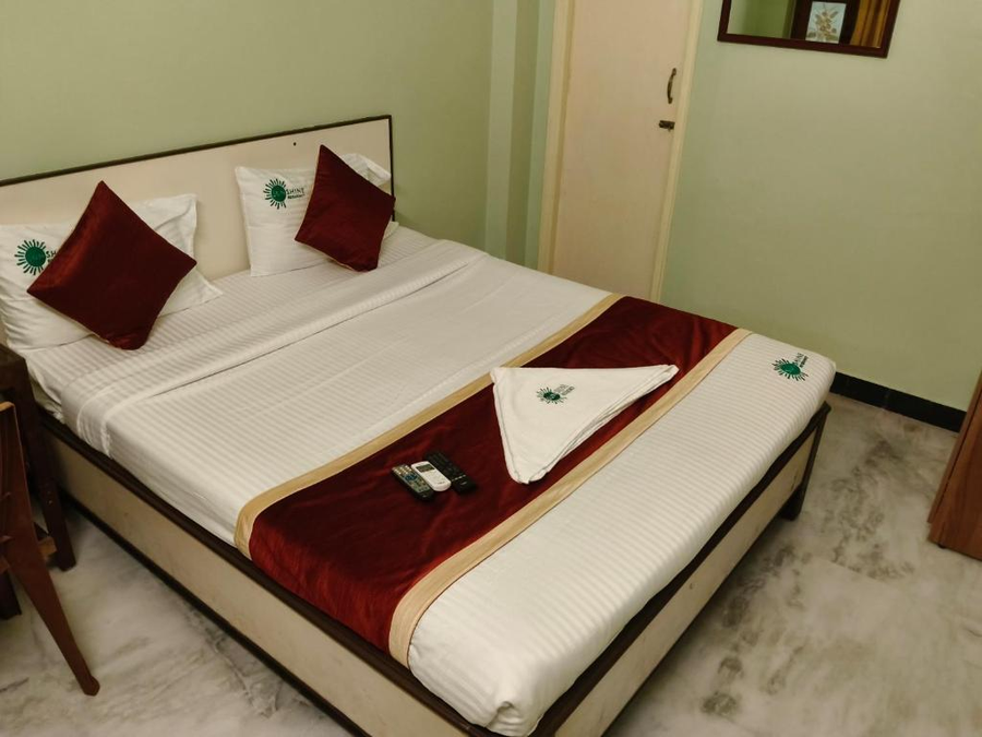 hotel sunshine residency