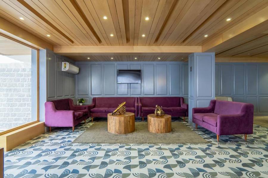 xyst notting hill the mall mussoorie