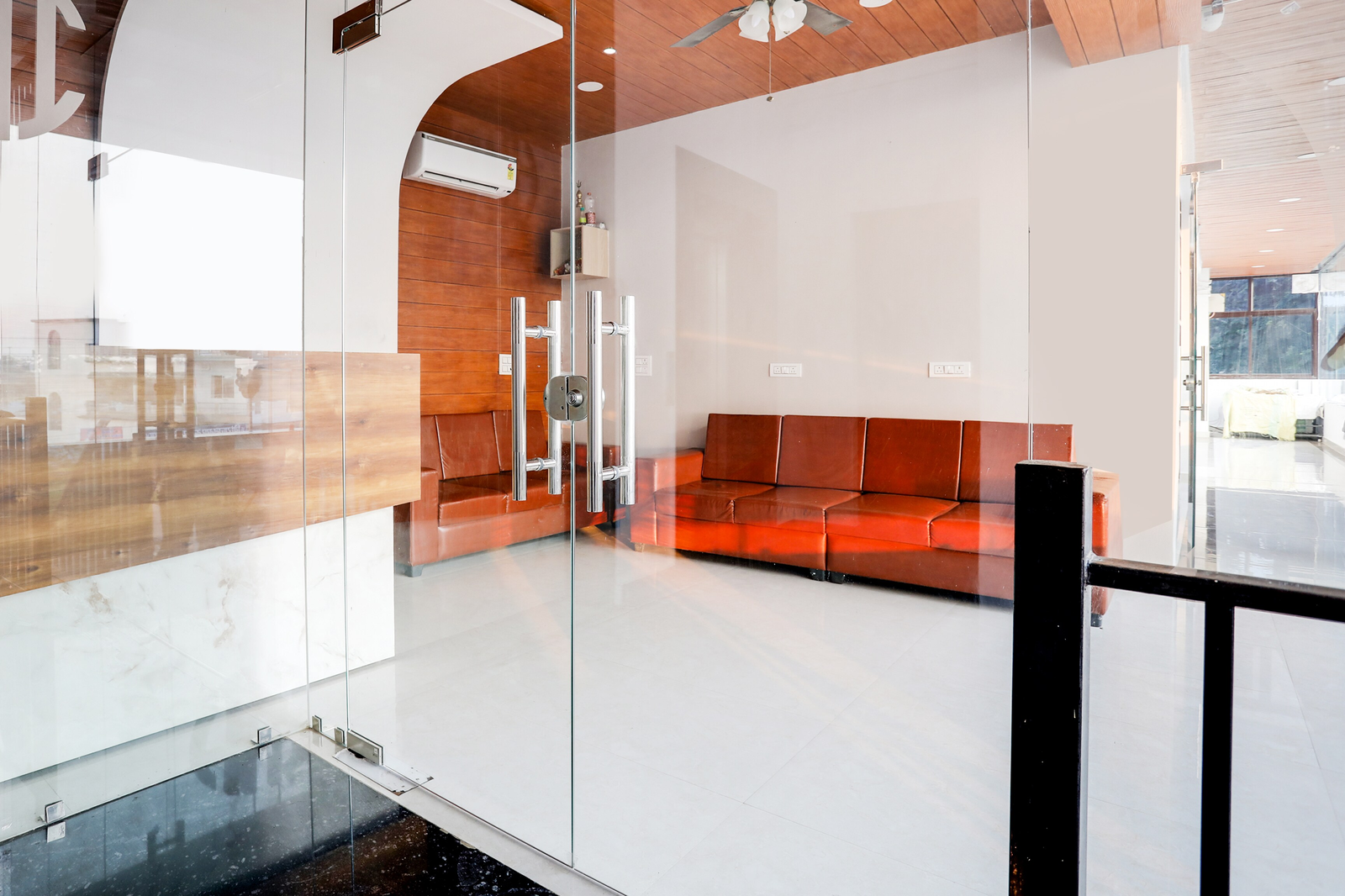 Super Townhouse Kathgharia Chowk,,4 star