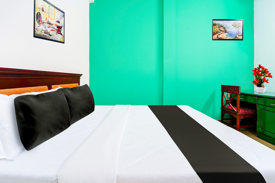 super hotel o vennala near palarivattom
