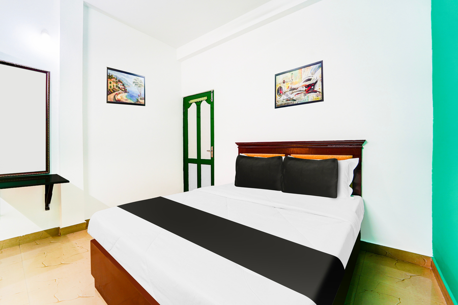 super hotel o vennala near palarivattom