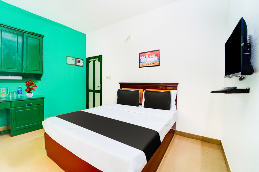 super hotel o vennala near palarivattom