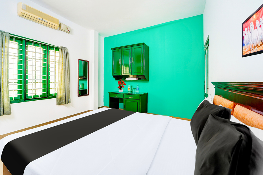 super hotel o vennala near palarivattom