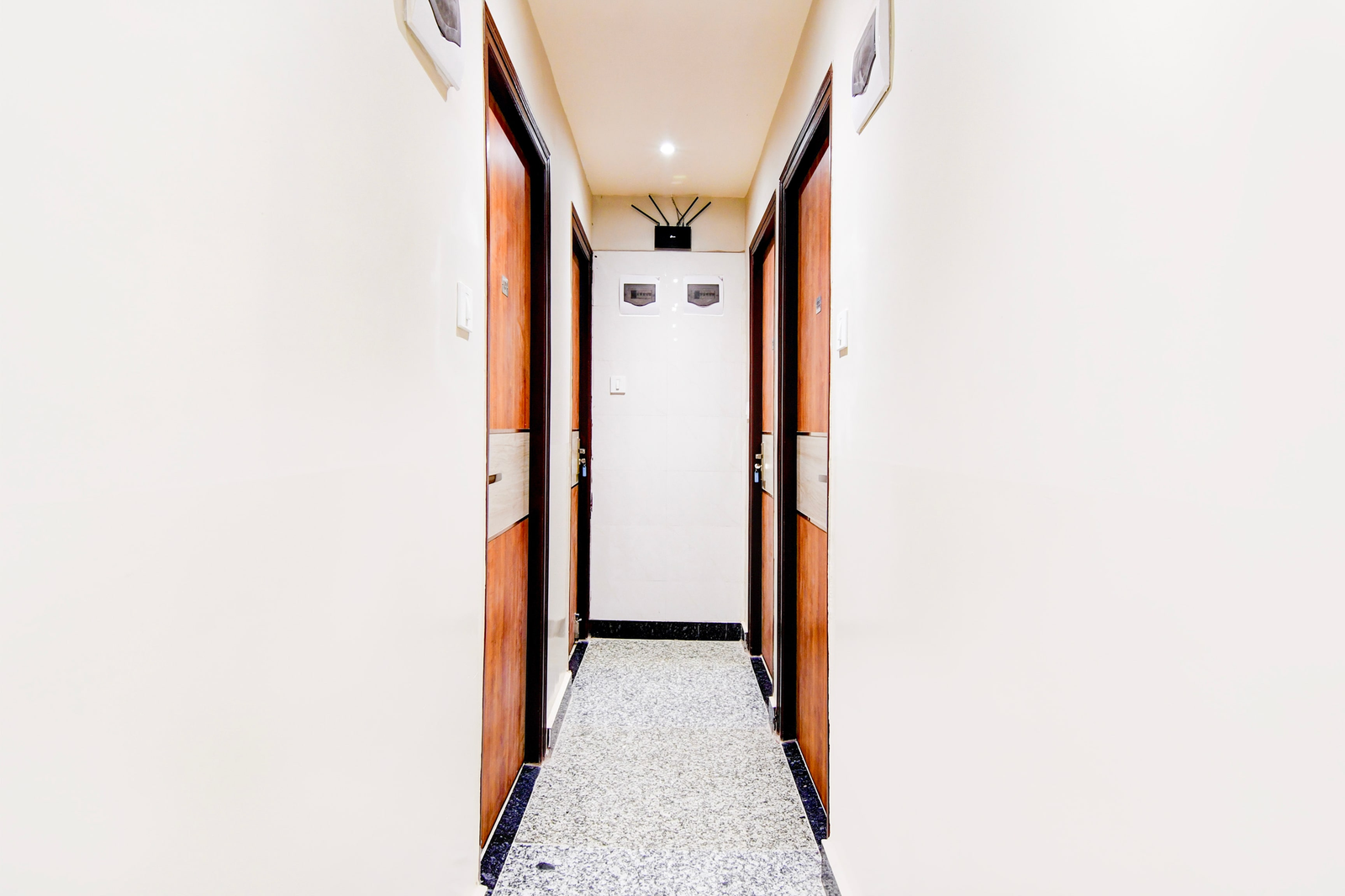 super townhouse kaikhali near airport