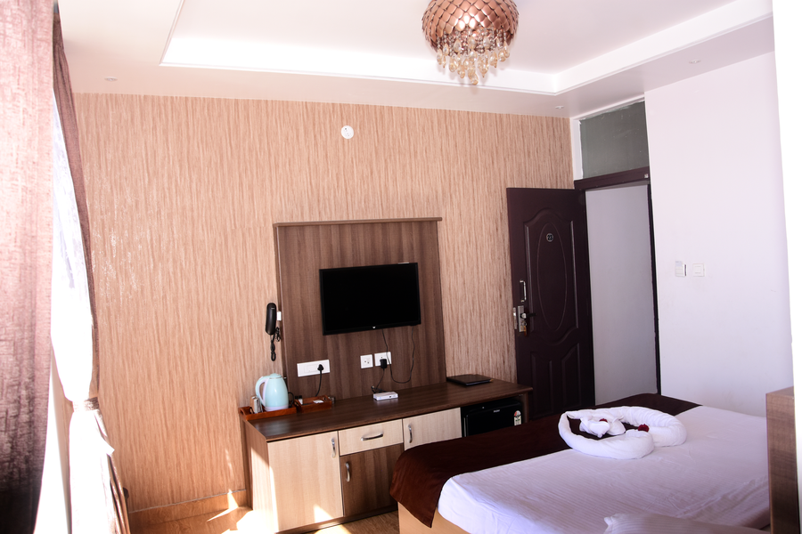 vanam holidays