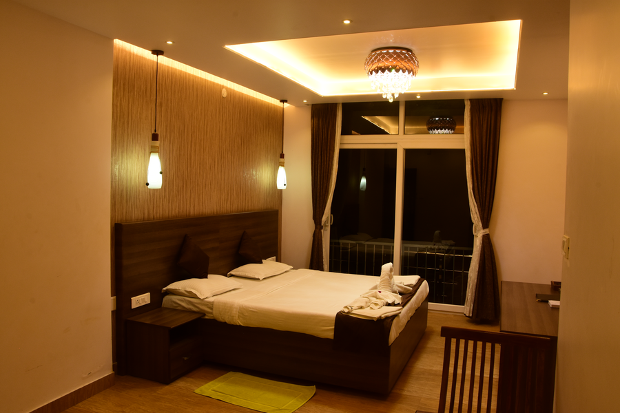 vanam holidays