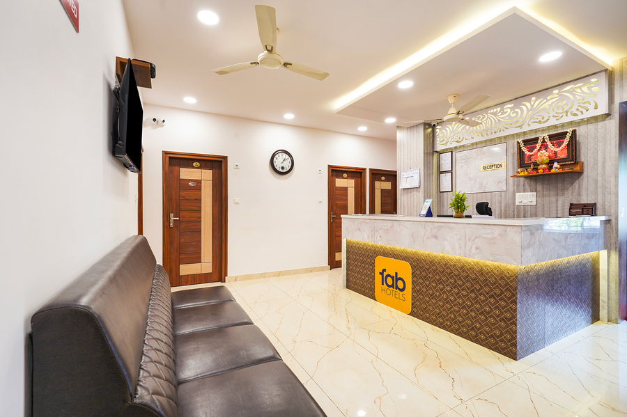 fabhotel royal grand