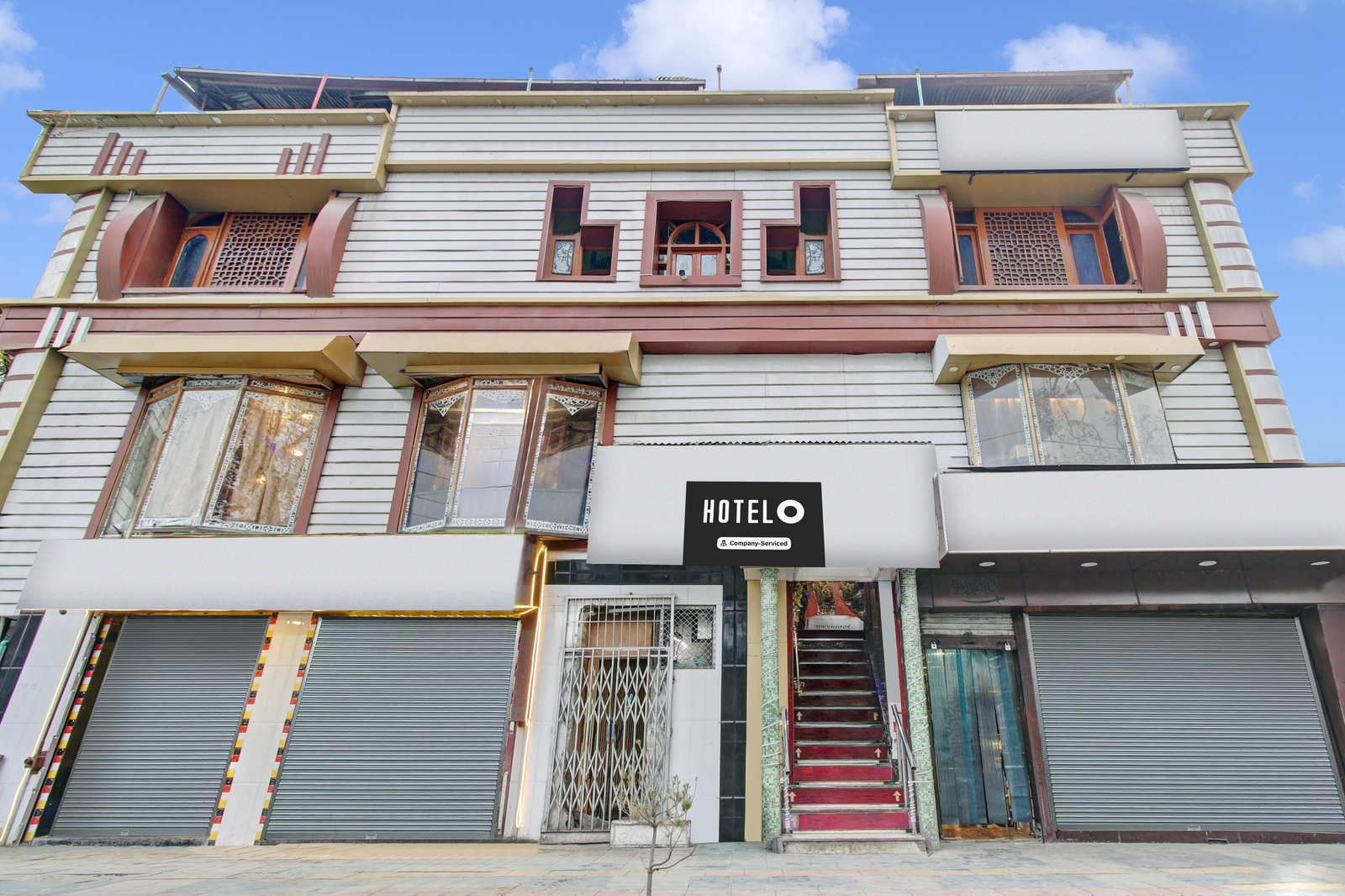 Hotel O Residency Road Srinagar,Naseem Bagh,3 star