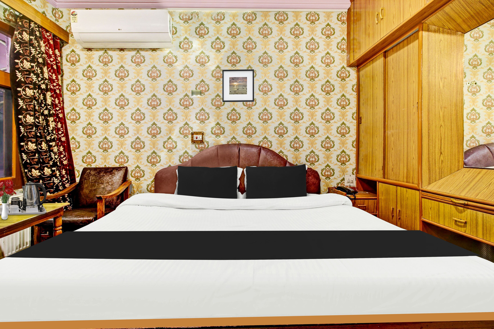 hotel o residency road srinagar