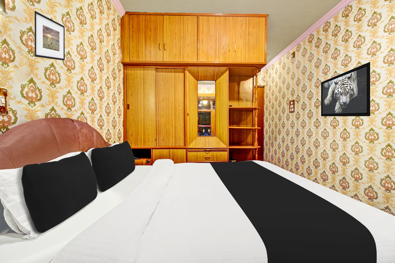 hotel o residency road srinagar