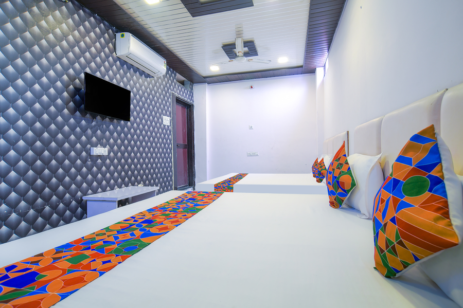 fabhotel shree moti palace