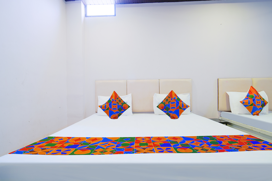 fabhotel shree moti palace