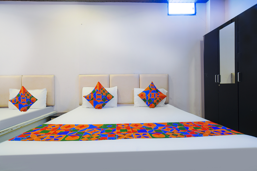 fabhotel shree moti palace