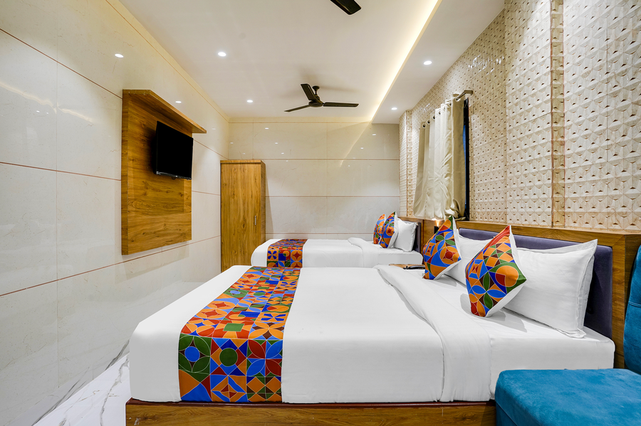hotel regal residency