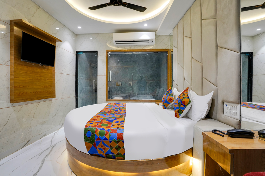 hotel regal residency