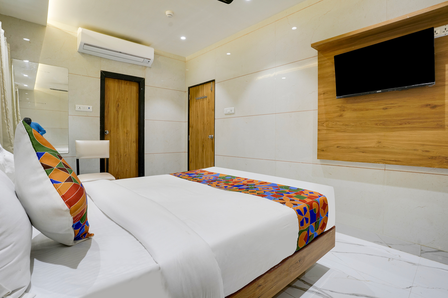 hotel regal residency