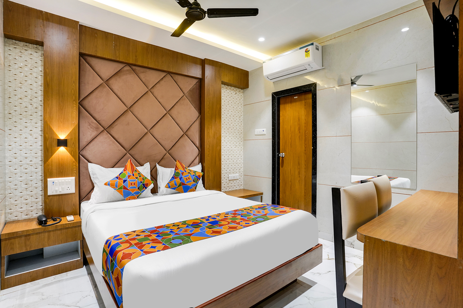 hotel regal residency