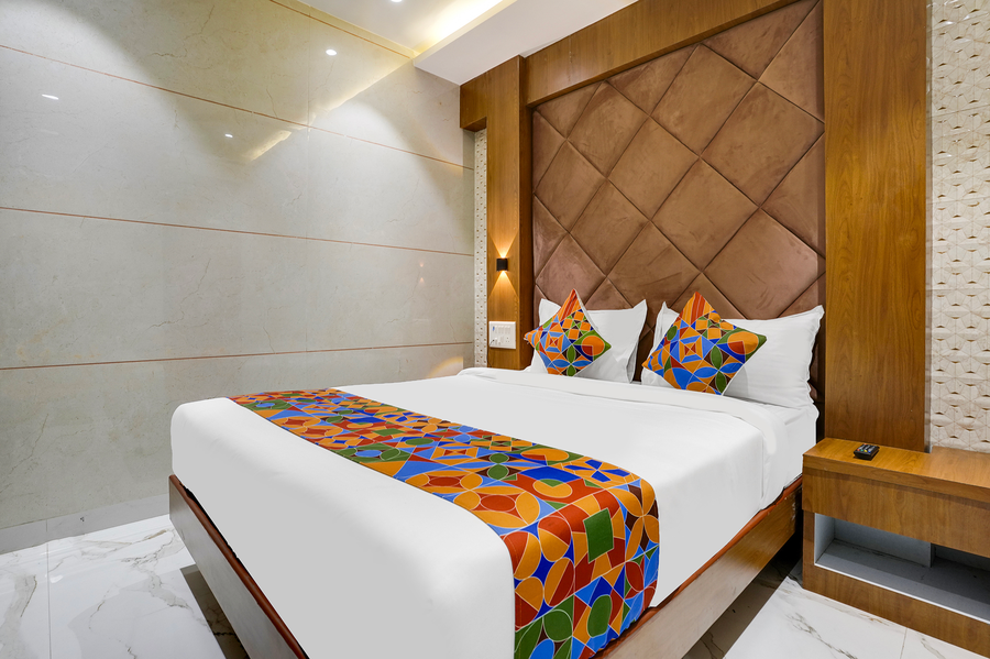hotel regal residency