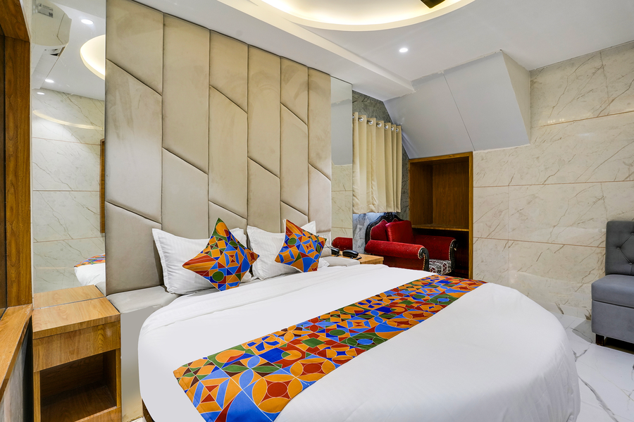 hotel regal residency