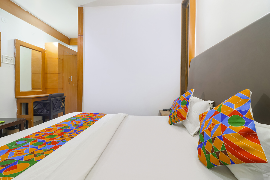 fabhotel nand