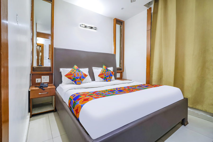 fabhotel nand