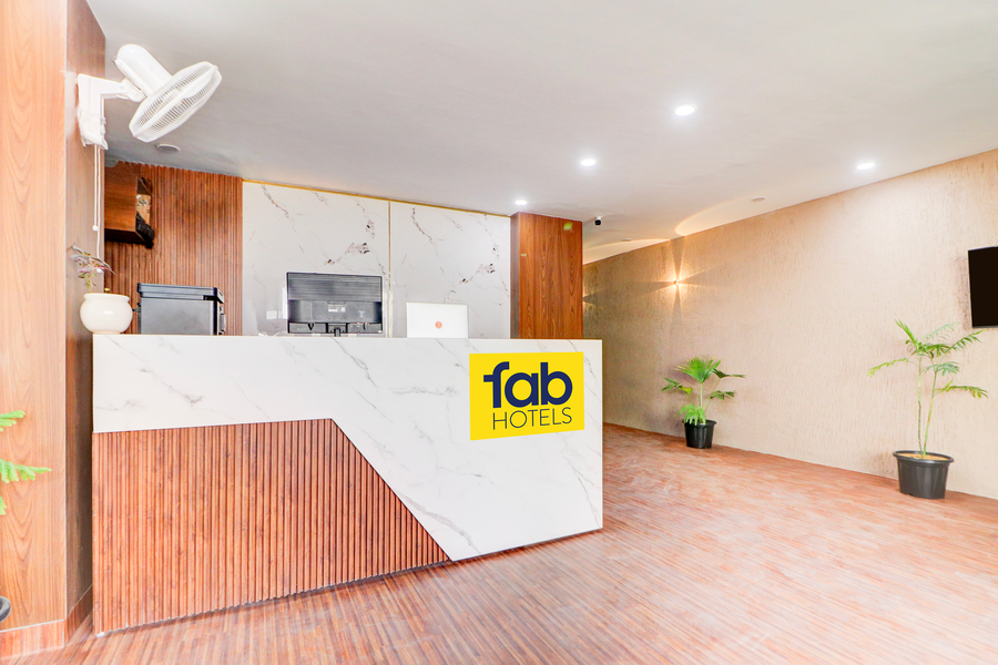 Fabhotel Sky,Sector 66,3 star