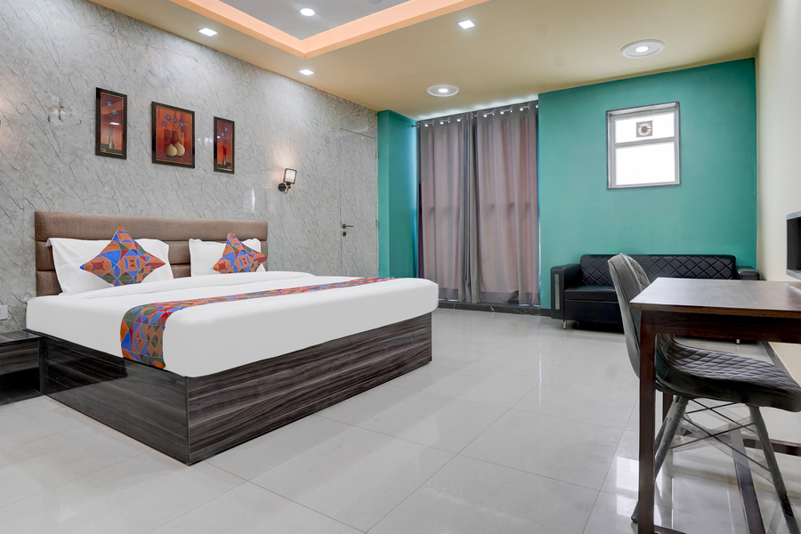 fabhotel sky