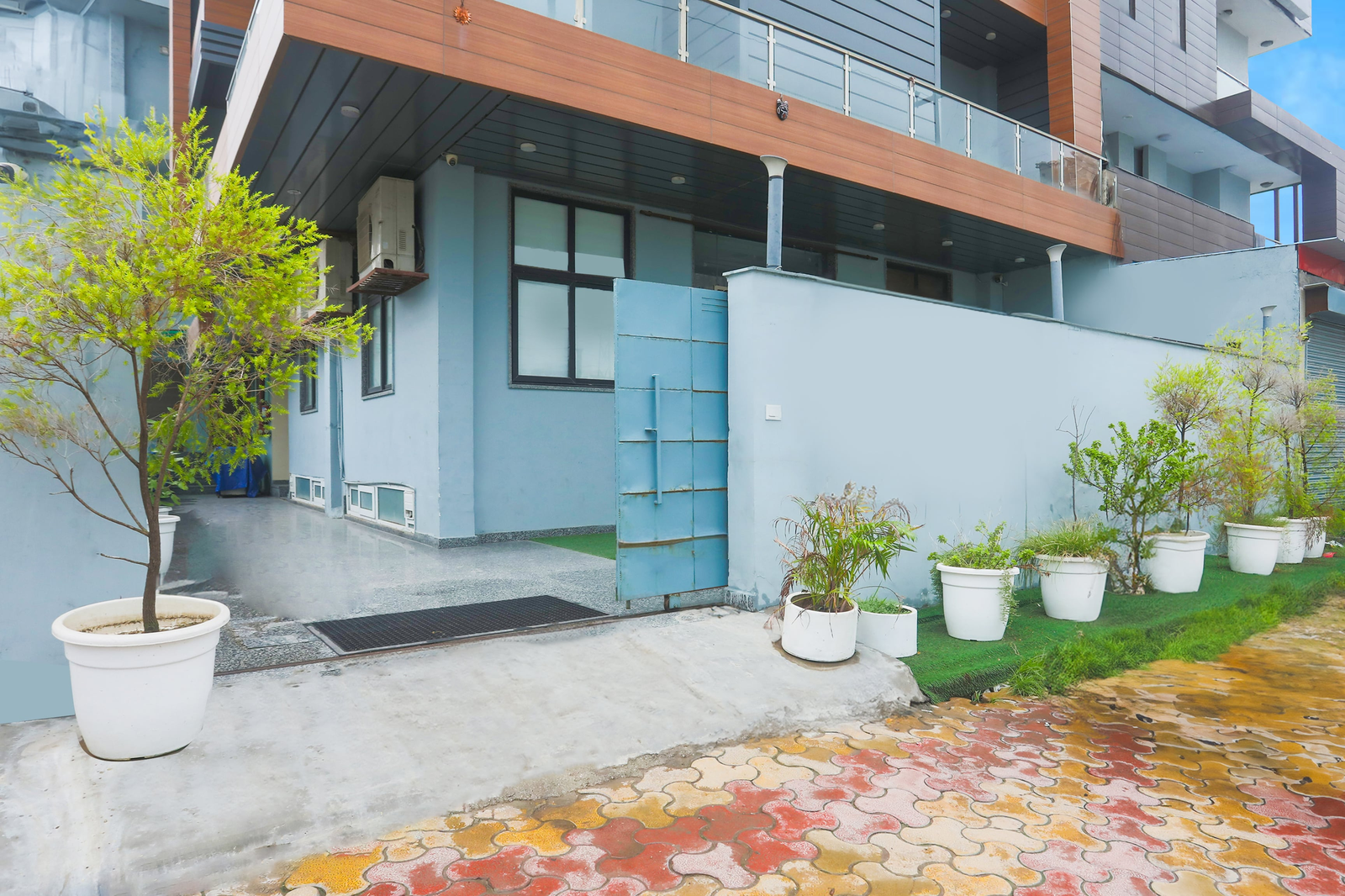 super collection o sector 44 near botanical garden formerly hotel culture