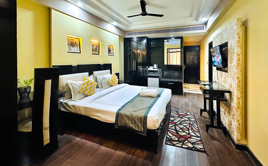 posh suites gurgaon
