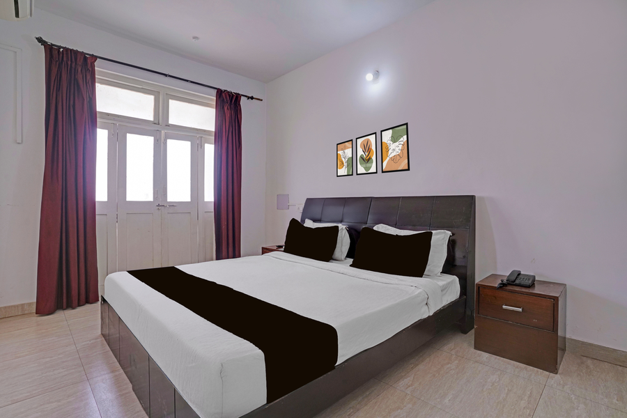 super townhouse calangute baga circle formerly park avenue