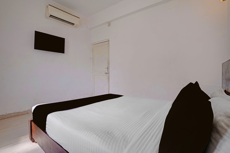 super townhouse calangute baga circle formerly park avenue