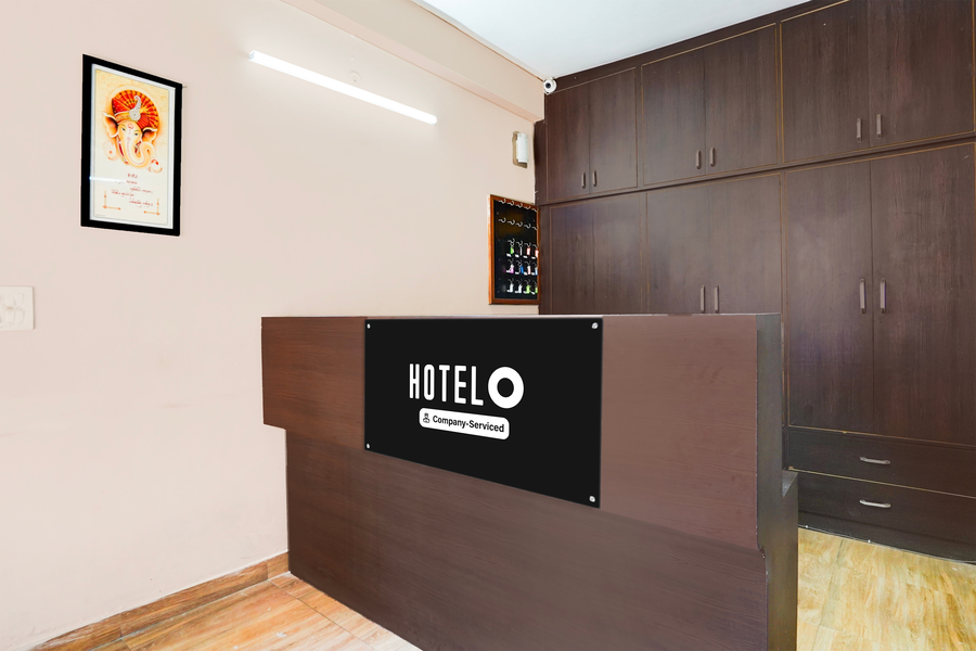 super hotel o gms road ballupur chowk