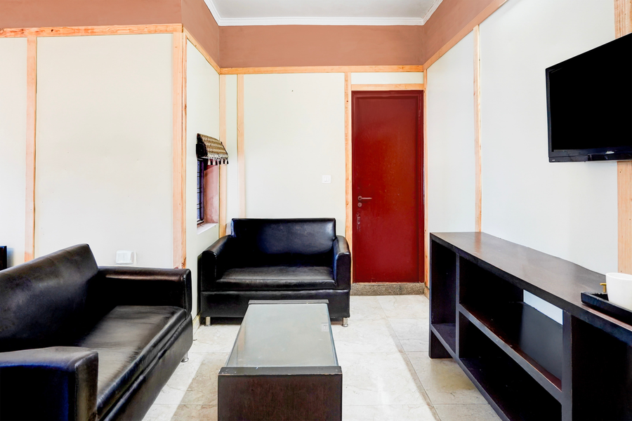super hotel o gms road ballupur chowk