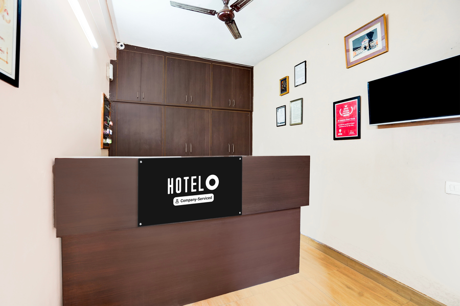 super hotel o gms road ballupur chowk