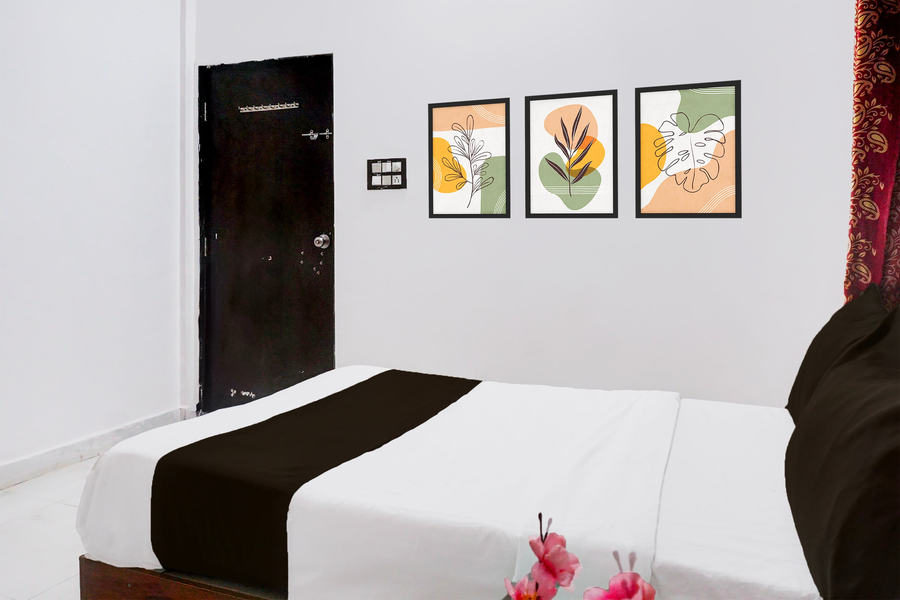 super hotel o manjari road