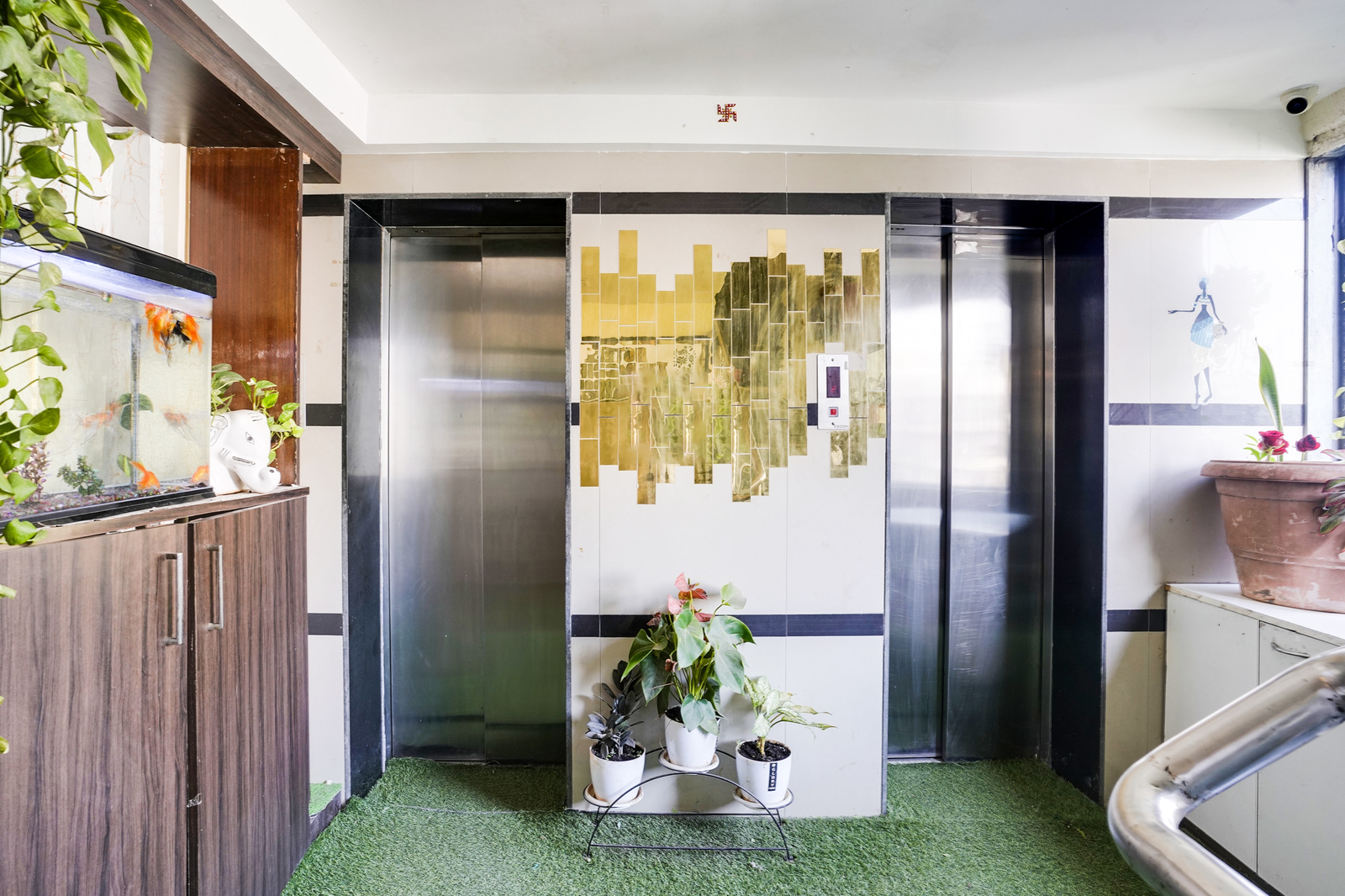 super collection o andheri near western express highway