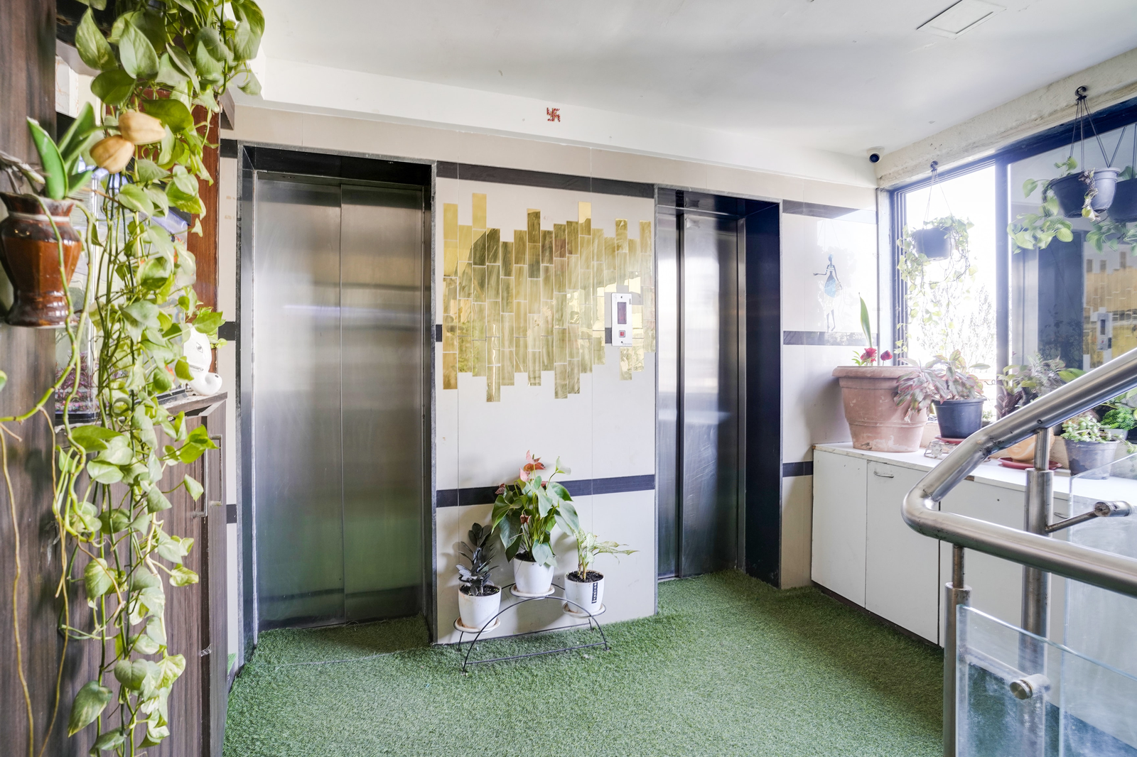 super collection o andheri near western express highway