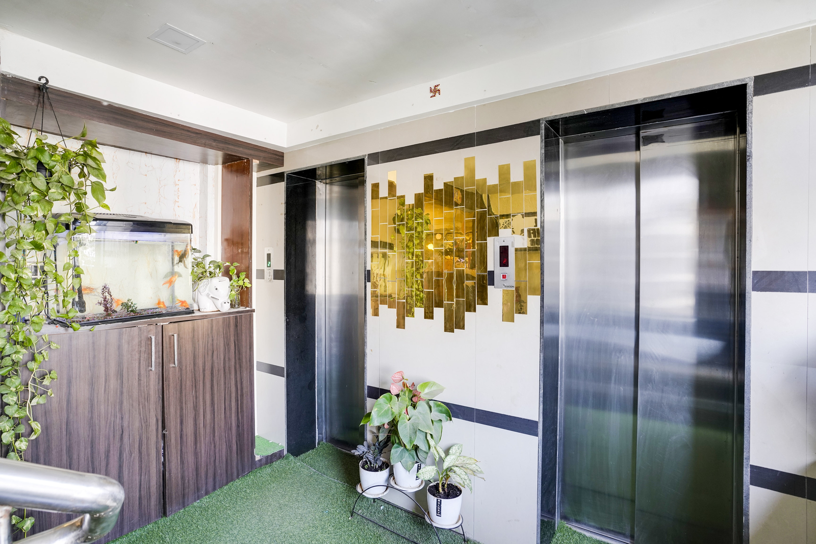 super collection o andheri near western express highway