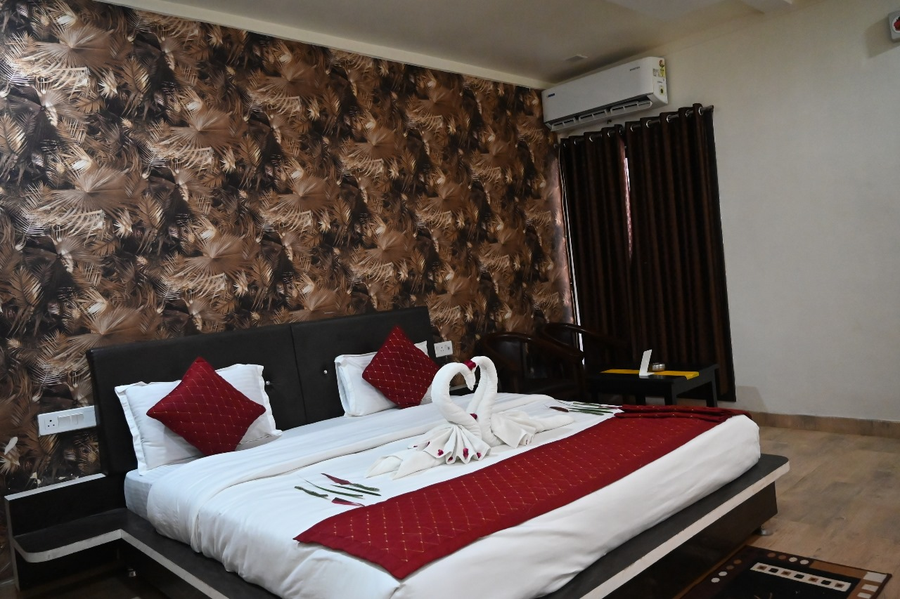 kingfisher resort