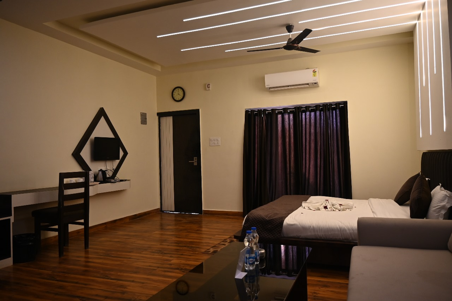 kingfisher resort