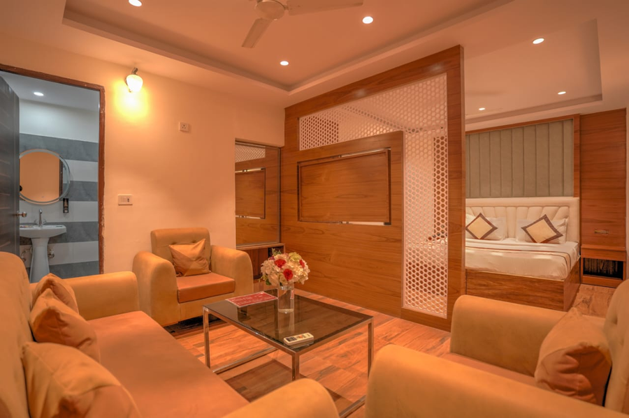 hotel stiltstay greater noida